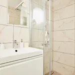 Stunning 3br 3bathroom 3ac Near Metro D2 Apartment *