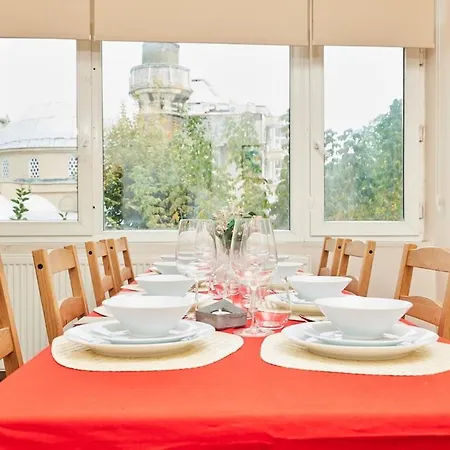 Lejlighed Stunning 3br 3bathroom 3ac Near Metro D2 Istanbul